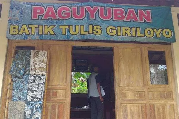 sentra kerajinan batk giriloyo