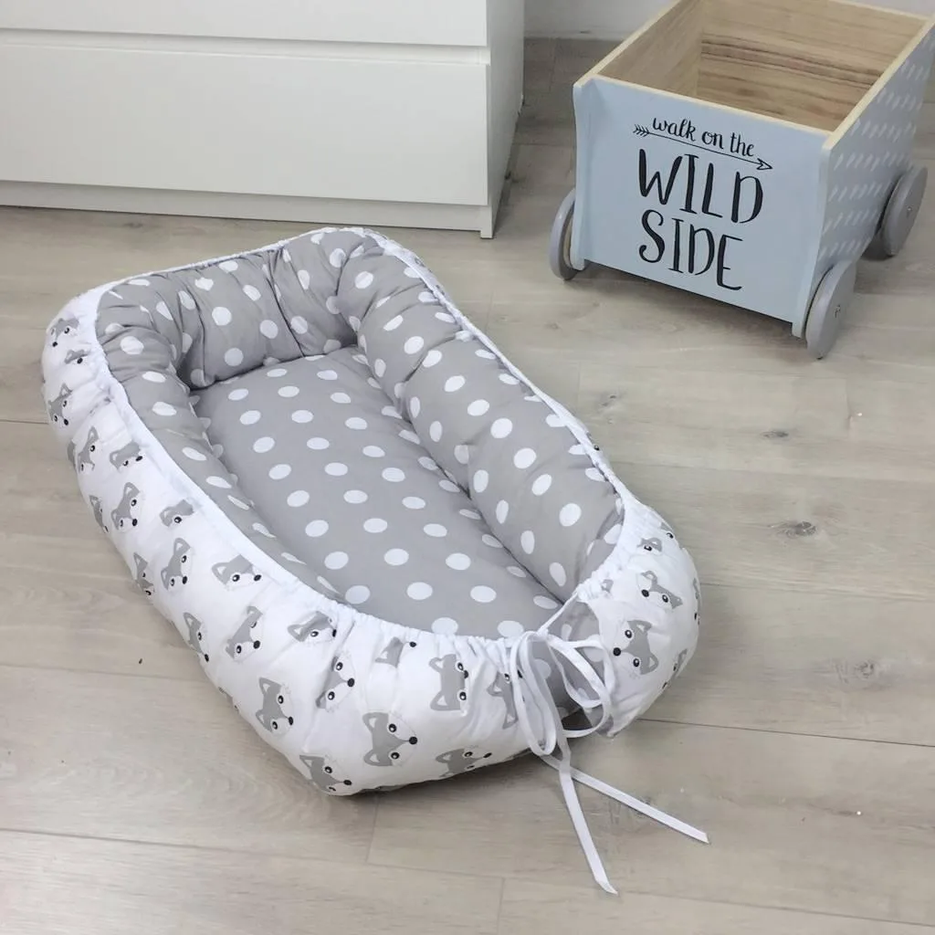 tempat tidur bayi bahan sprei
