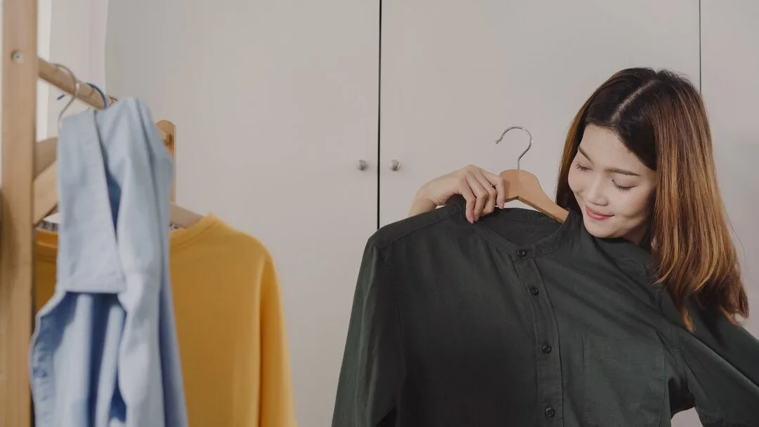 Benarkah Outfit Bisa Mempengaruhi Mood? Ini Jawabannya Menurut Psikologi
