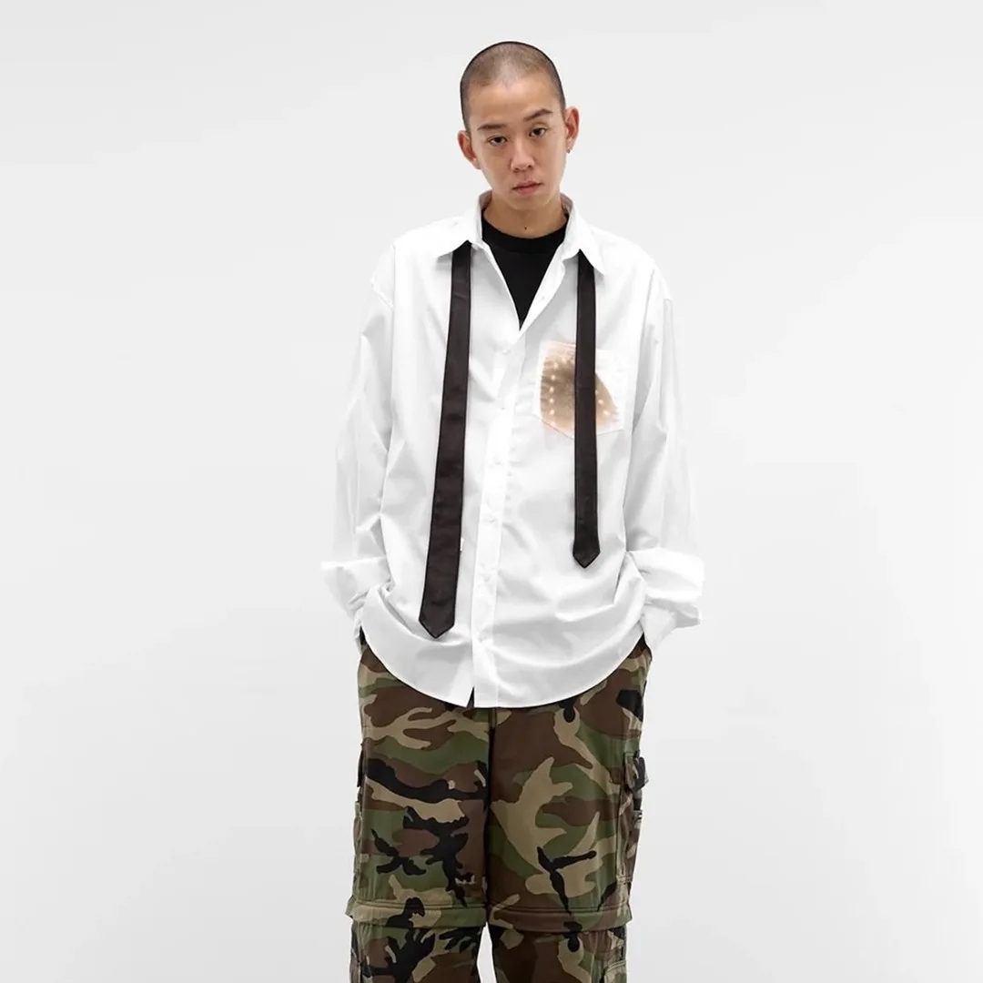 Distressed Fashion Makin Ekstrem, Ketika Kemeja Gosong Dianggap Sebagai Seni