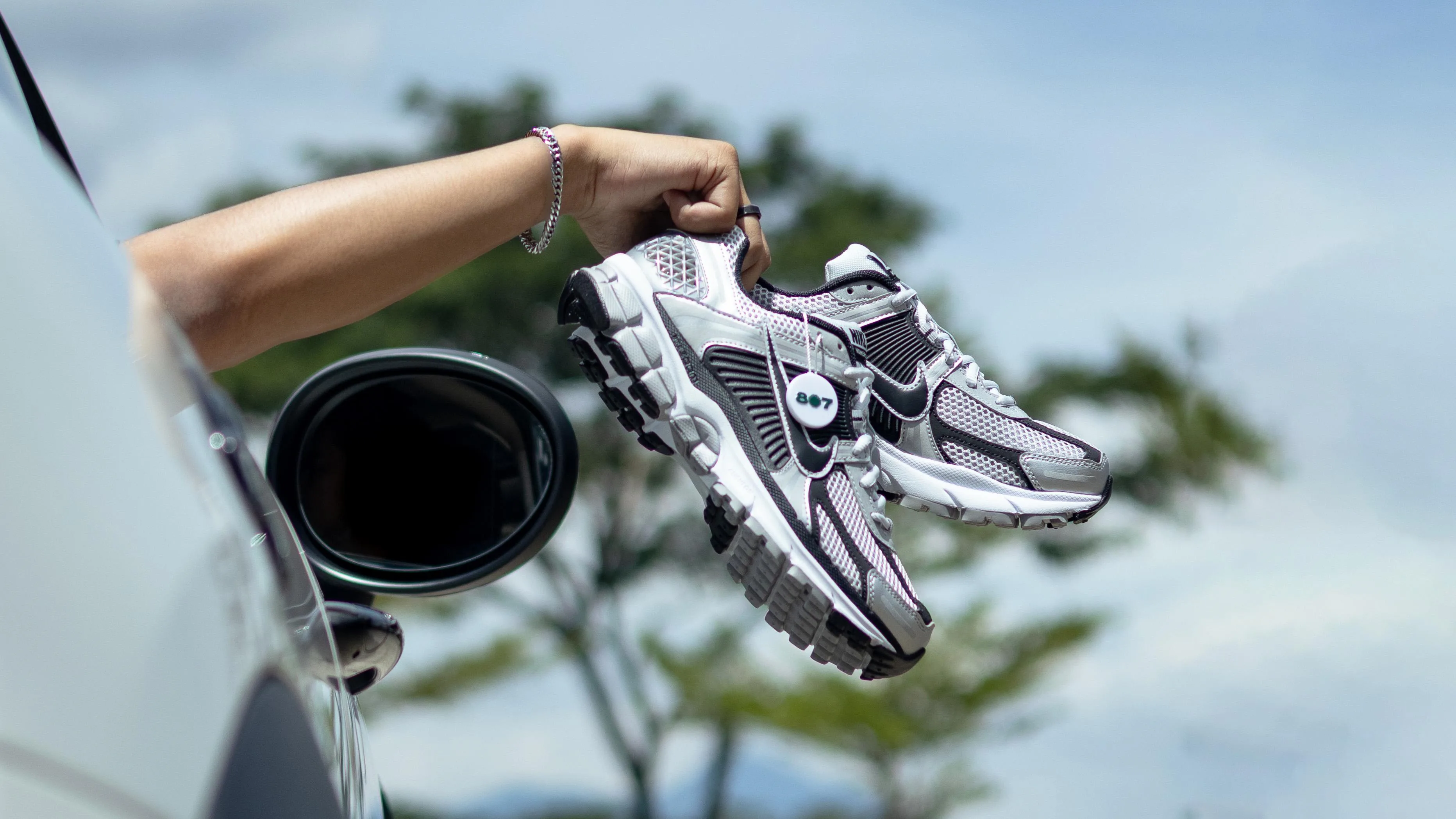 Sneakers Dipakai Lari, Aman atau Berisiko? Ini Faktanya