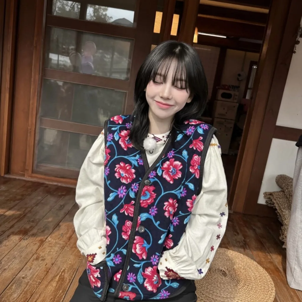 Vest Ahjumma, Gaya Ibu-ibu Korea yang Diam-diam Jadi Tren